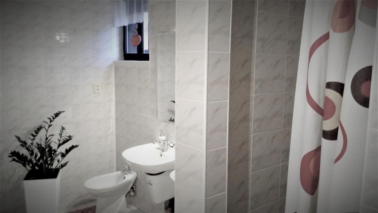 Apartmany Livia Litmanova Luaran gambar