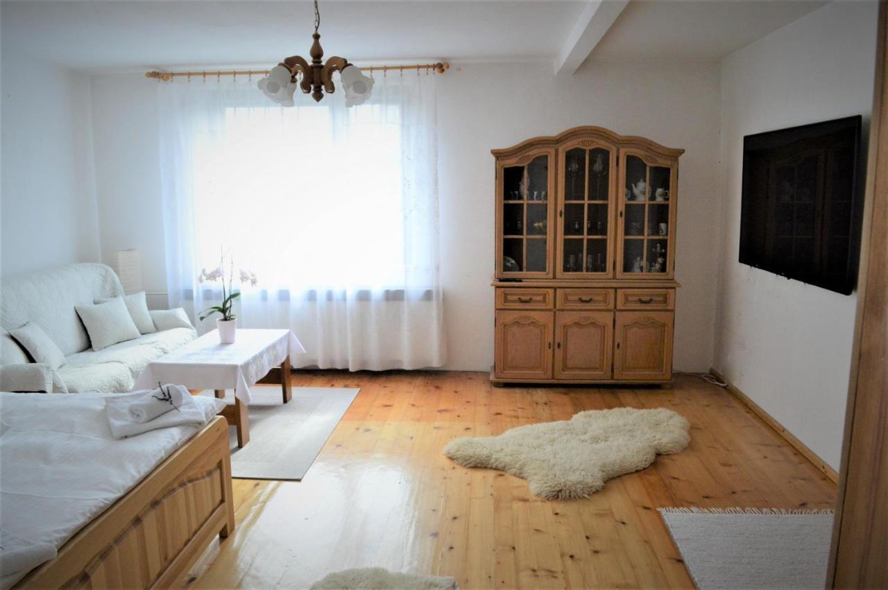 Apartmany Livia Litmanova Luaran gambar